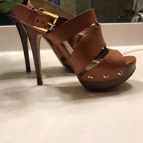 Michael Kors Heels - Picture 2 of 4